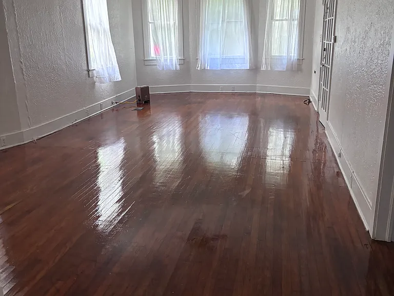 715 Spanish Town Rd #1 — Photo 7