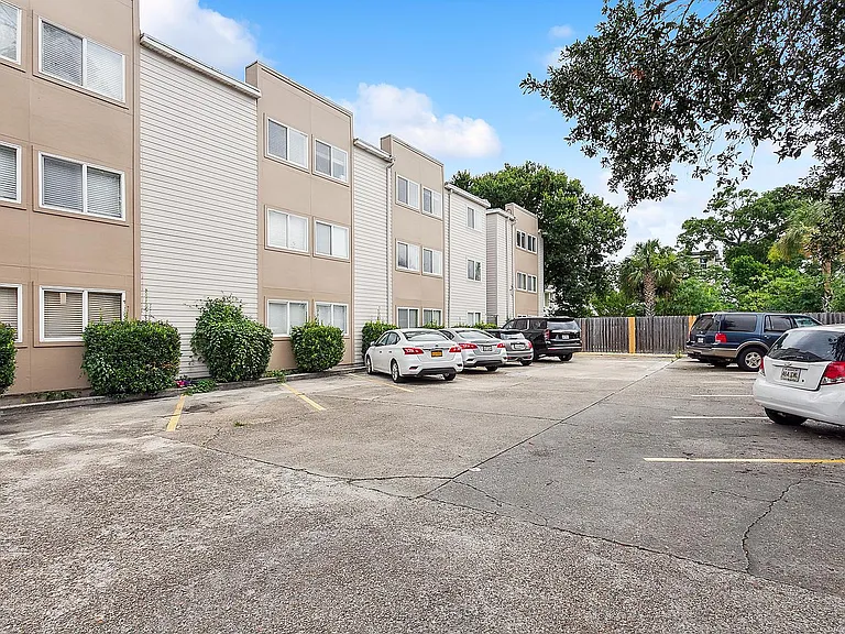1725 Delachaise St #101 — Photo 11