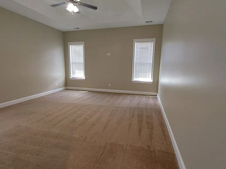 5285 Hurt Rd — Photo 15