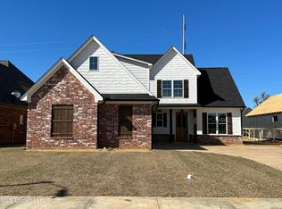 3464 Kreunen St, Nesbit, MS 38651