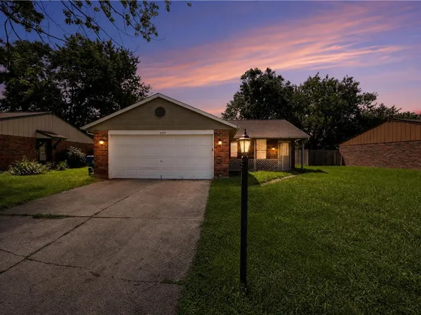 8377 Schoolgate Dr, Dayton, OH 45424
