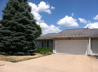 1750 Gryn Dr, Iowa City, IA 52240