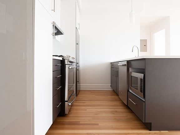 4th image of 125 Court St APT 6NG