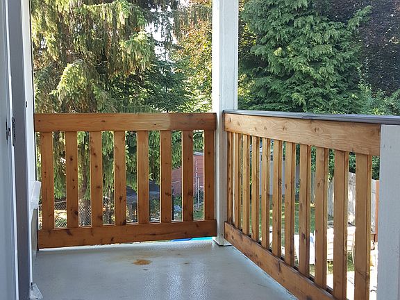 Covered Patio off Family rm