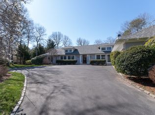 8 Teal Cir, Mashpee, MA 02649