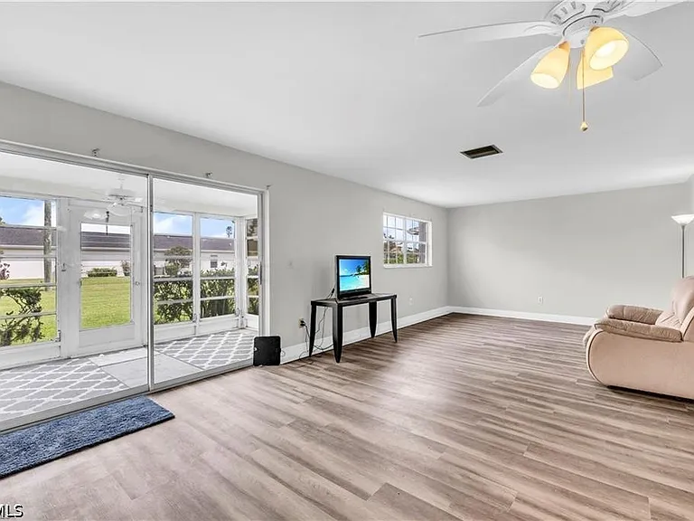 1363 Bunker Way — Photo 4