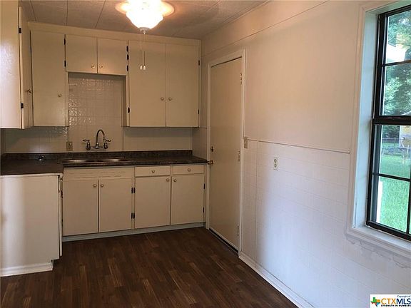 5th image of 1607 E Crestwood Dr