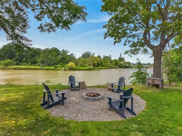 7327 Rainham Rd, Haldimand County, ON N1A 2W8
