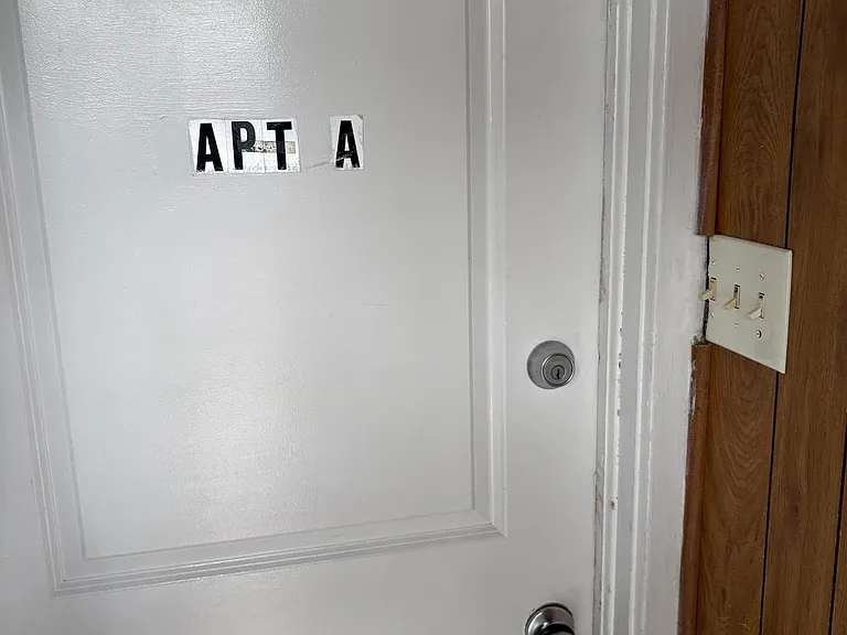 540 Walnut St #1 — Photo 9