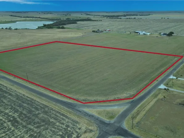 W Crabb Rd, West, TX 76691