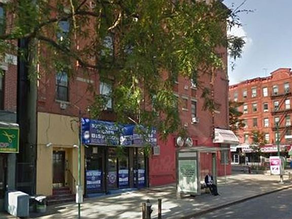 3rd image of 72 W 106th St APT 4B