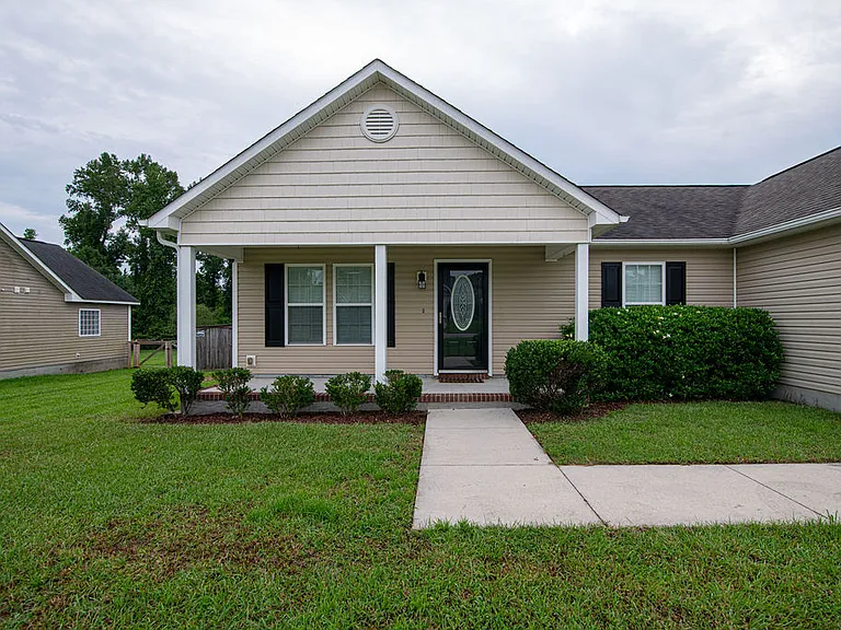202 Cottage Brook Ct — Photo 2