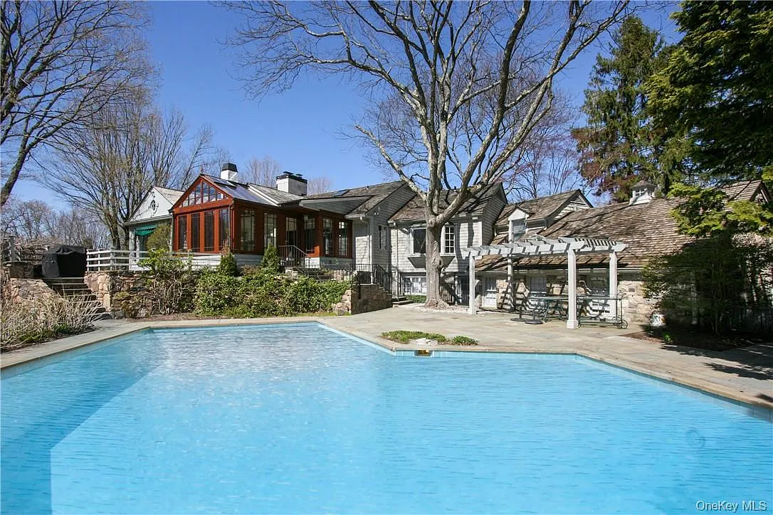 5 bed, 5.5 bath, 4534 sqft, $18,000 — Photo 4