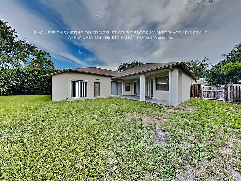 9424 Clover Glen Dr — Photo 17
