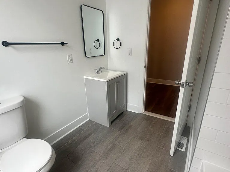 1815 S 23rd St #1 — Photo 6
