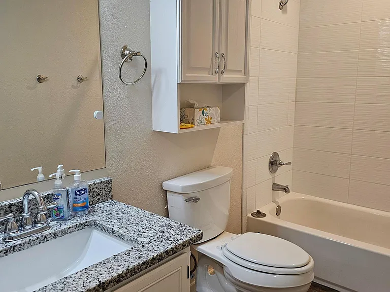 2nd bath granite counter top