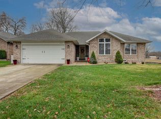 2386 W Nottingham St, Springfield, MO 65810