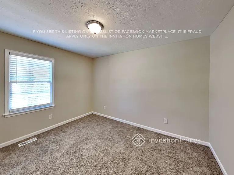 8594 Autumn Leaf Dr — Photo 15