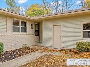 3740 Kenowa Ave SW #3740, Grandville, MI 49418