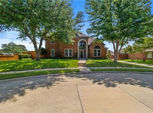 2216 Grand Canyon Ct, Carrollton, TX 75006