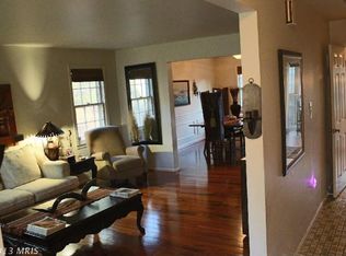 3001 Seven Oaks Pl, Falls Church, VA 22042