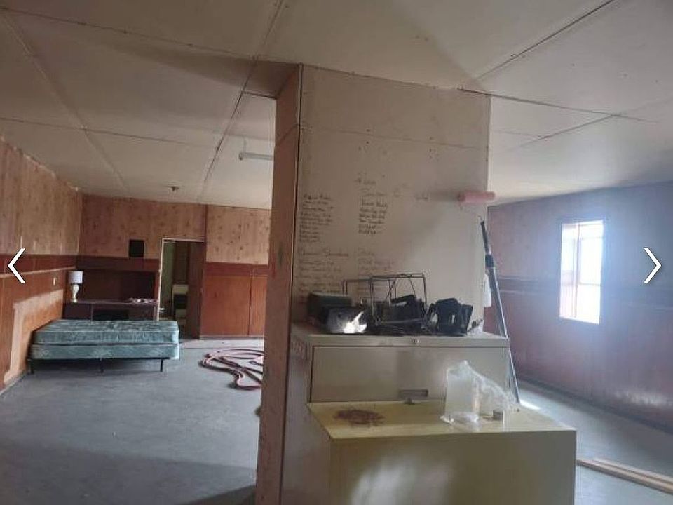 1st image of 526 Bent Ave
