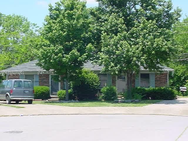 1st image of 126 Henry Ct
