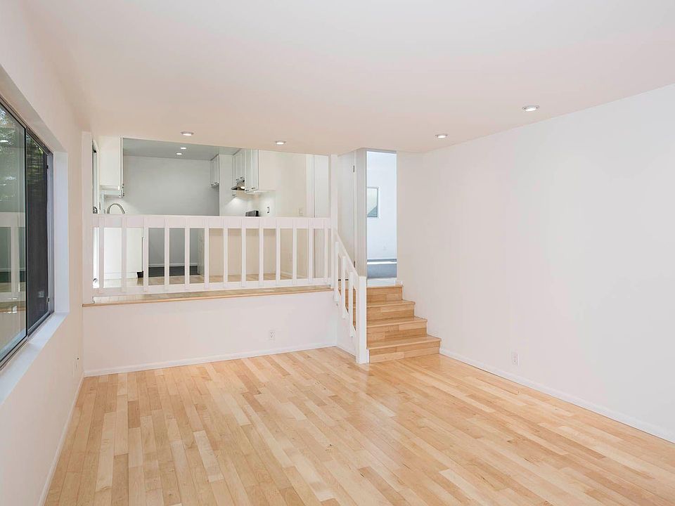 1st image of 4111 Tujunga Ave APT 1