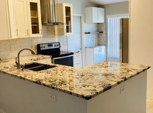 8512 Blue Cypress Dr, Lake Worth, FL 33467