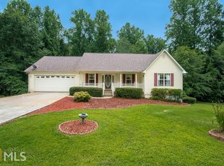 149 Deerfield Dr, Cleveland, GA 30528