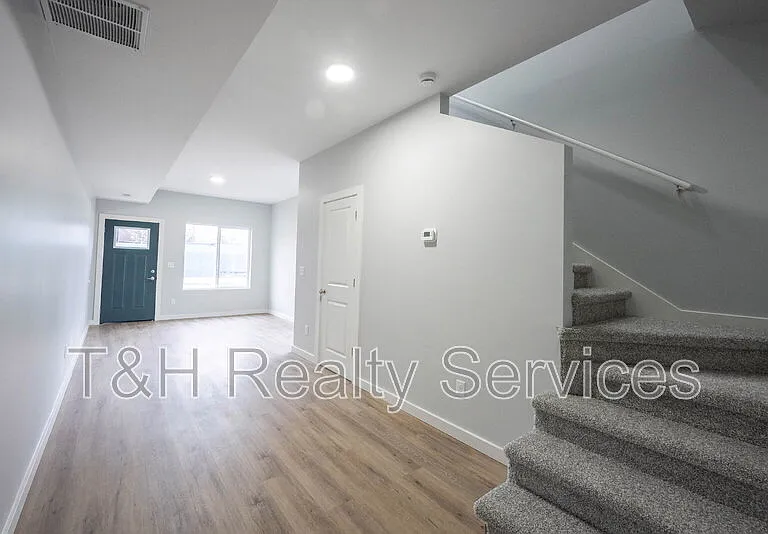 2810 E Michigan St #A — Photo 9