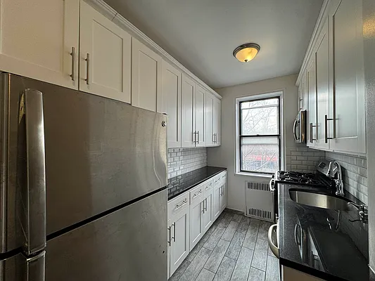 Rented by Hillel Realty Group | media 1
