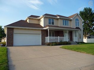 2214 34th St, Columbus, NE 68601