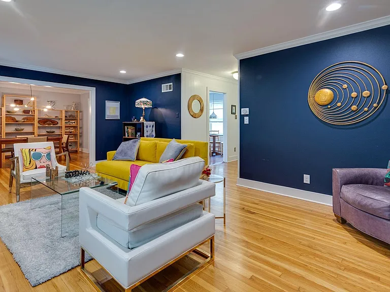 4240 Westmont Ct — Photo 3