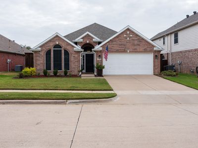 2008 Oak Hollow Dr, Bedford, TX, 76021