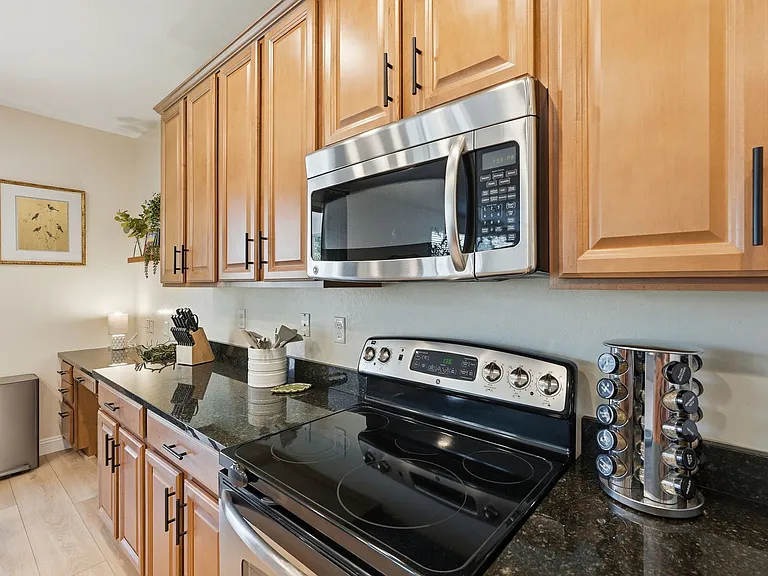 1846 E Merlot St — Photo 37