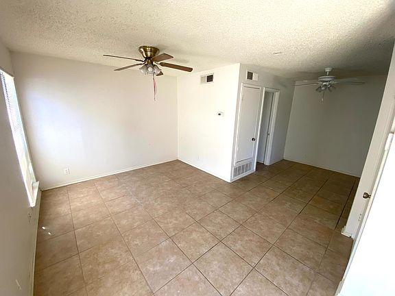 3rd image of 10553 Starcrest Dr #10555