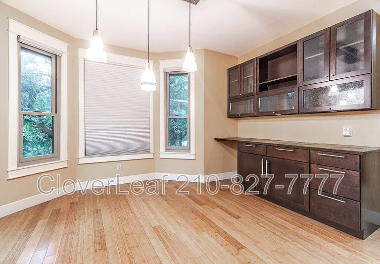 1025 Flaming Oak Dr — Photo 18