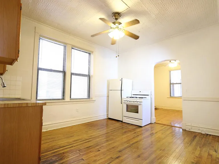 1353 W Taylor St #2R — Photo 3