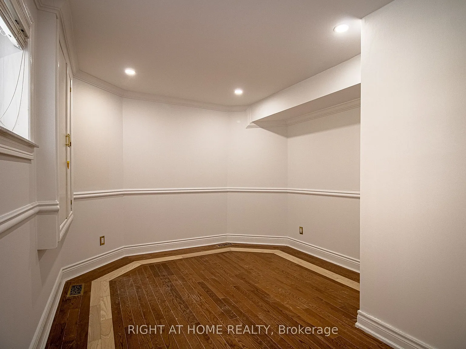 1 bed, $1,290 — Photo 3