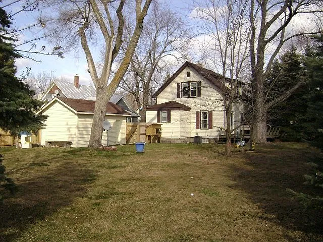 339 Sigsbee Ave NE photo 1