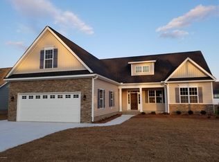 304 Crimson Dr, Winterville, NC 28590