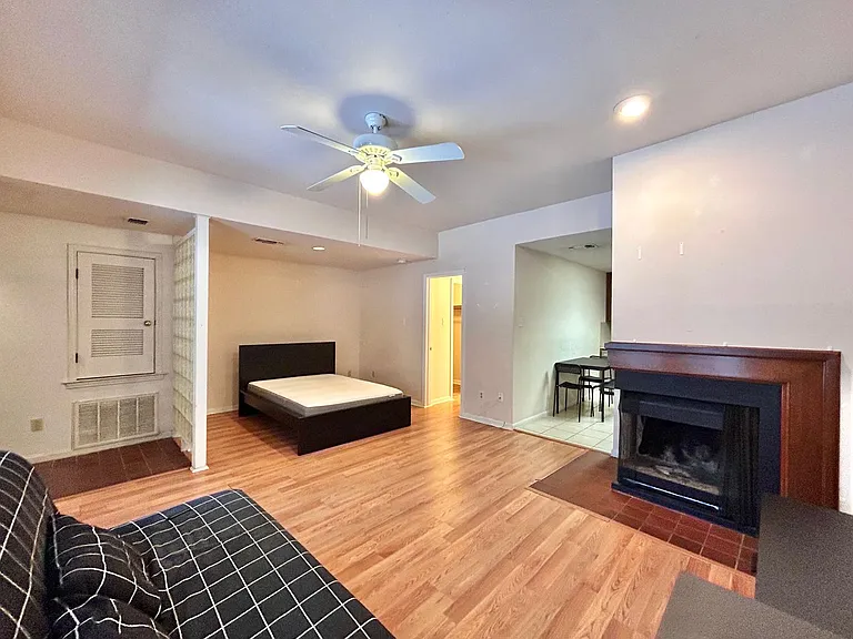 2529 Rio Grande St #88 — Photo 5