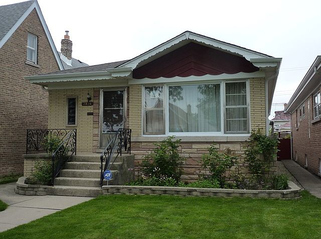 1st image of 2826 N Moody Ave
