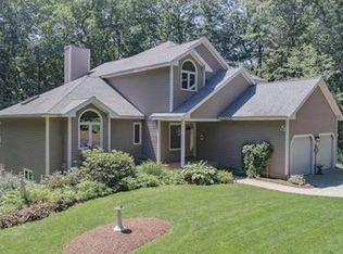 5-R Fernwood Dr, Westford, MA 01886