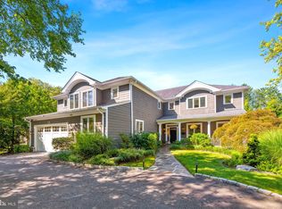 6236 Clearwood Rd, Bethesda, MD 20817