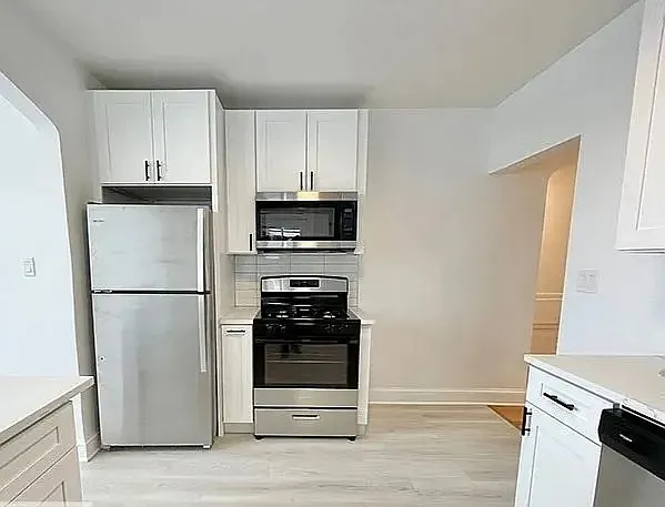 5801 N Richmond St #1 — Photo 3