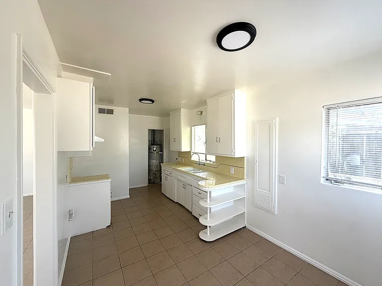 1409 Quincy St #A — Photo 3