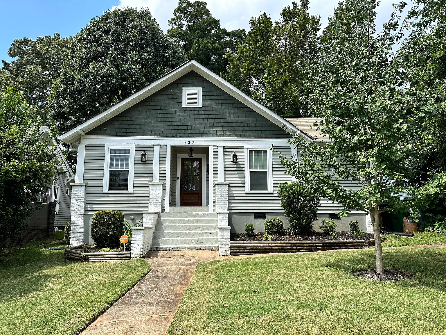 328 Woodvale Pl — Photo 1