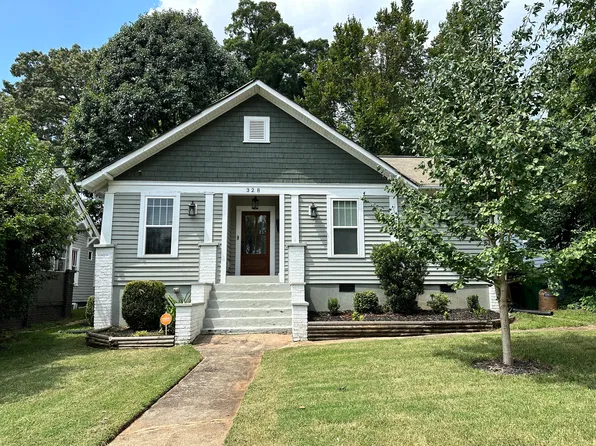 328 Woodvale Pl, Charlotte, NC 28208